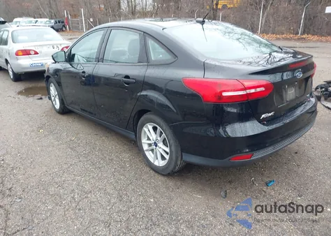 2016 Ford Focus Se z USA, uszkodzony, nr VIN 1FADP3F28GL278912